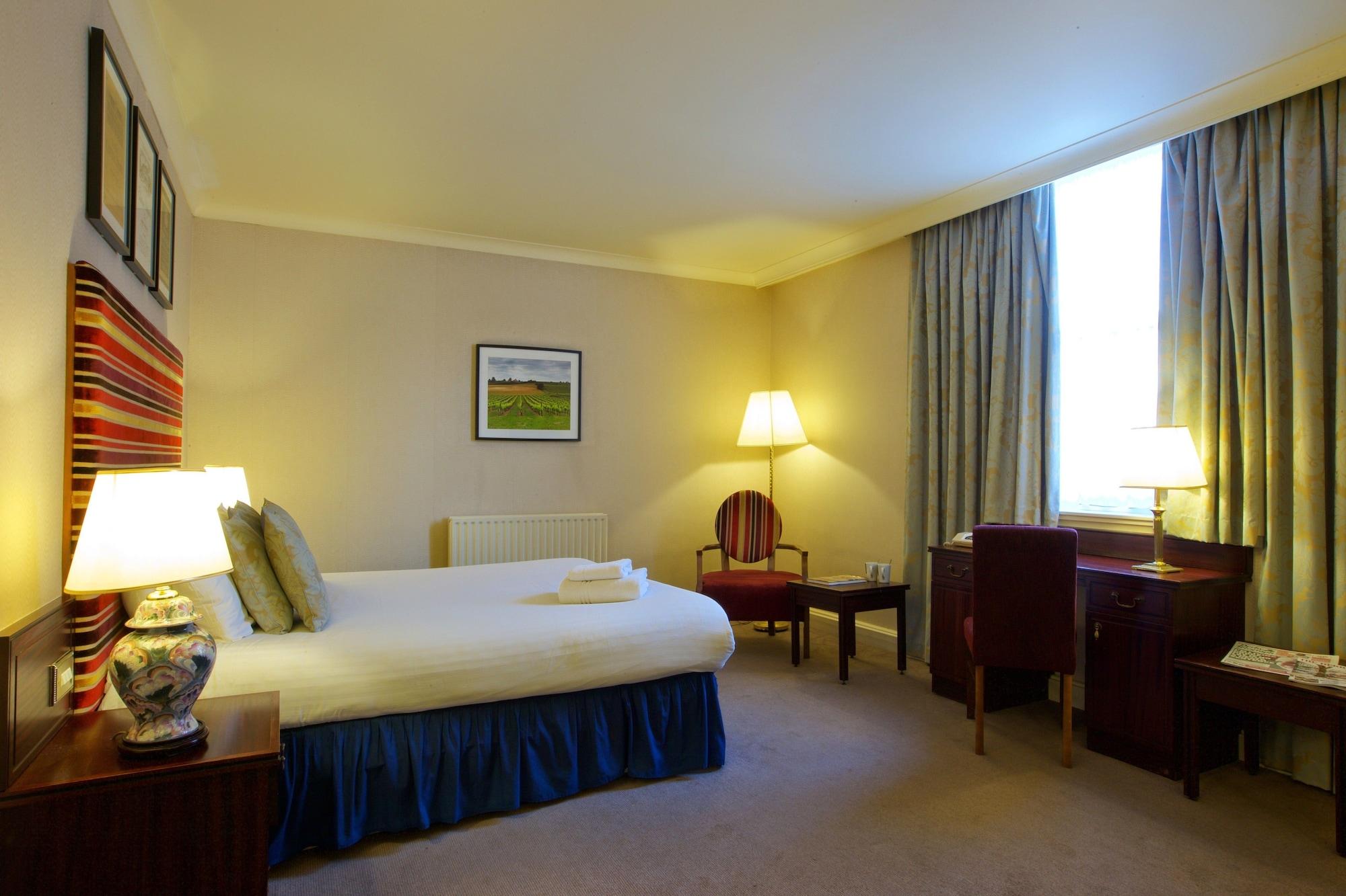 Midland Hotel, Bw Signature Collection